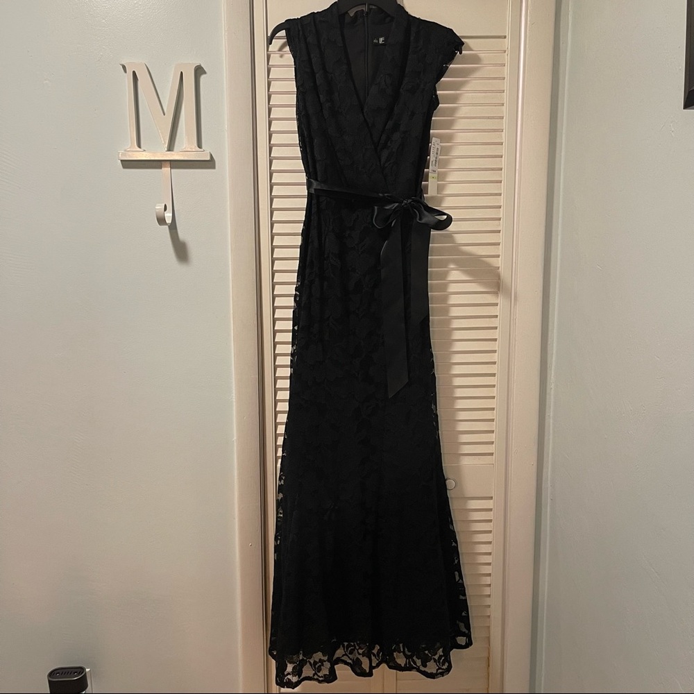Leslie Fay Long Formal Dress, black floral lace *NWT* size 4